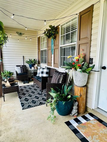 89 ALBERT ROBINSON RD, Selmer, TN 38375