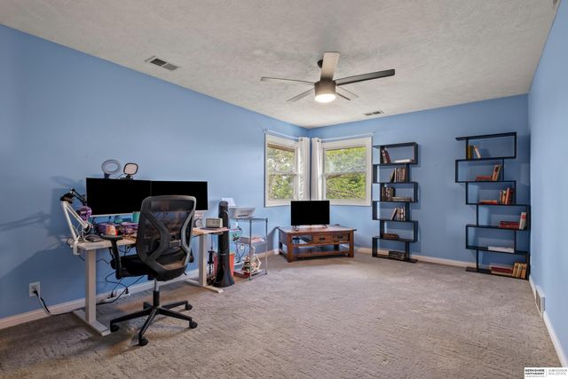 2015 S 165th Street, Omaha, NE 68130