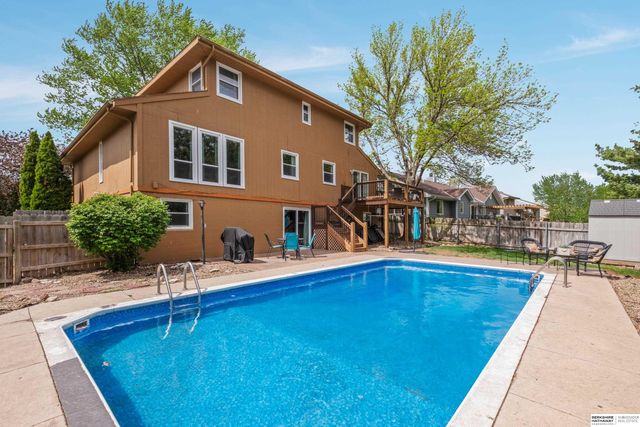 2015 S 165th Street, Omaha, NE 68130