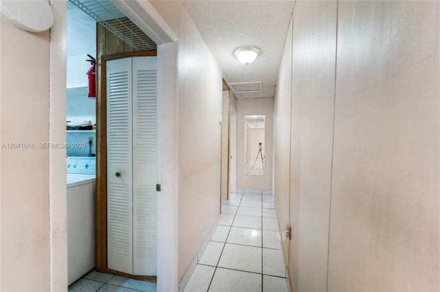 11941 SW 4th Street, Miami, FL 33184