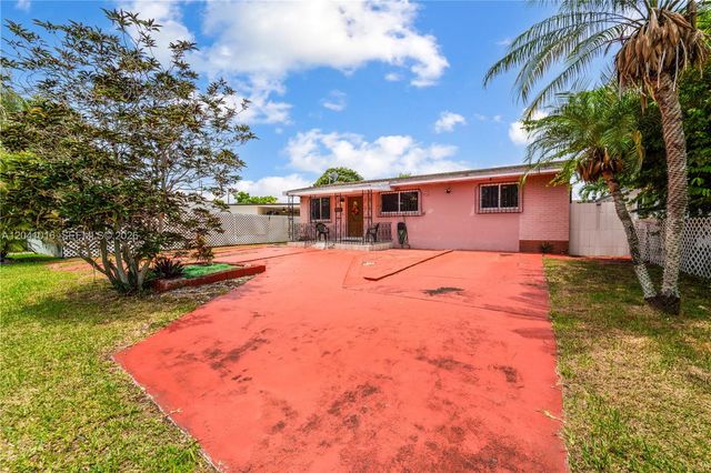 11941 SW 4th Street, Miami, FL 33184