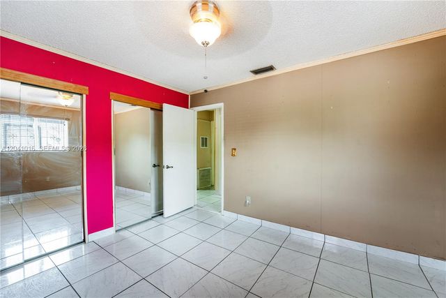 11941 SW 4th Street, Miami, FL 33184