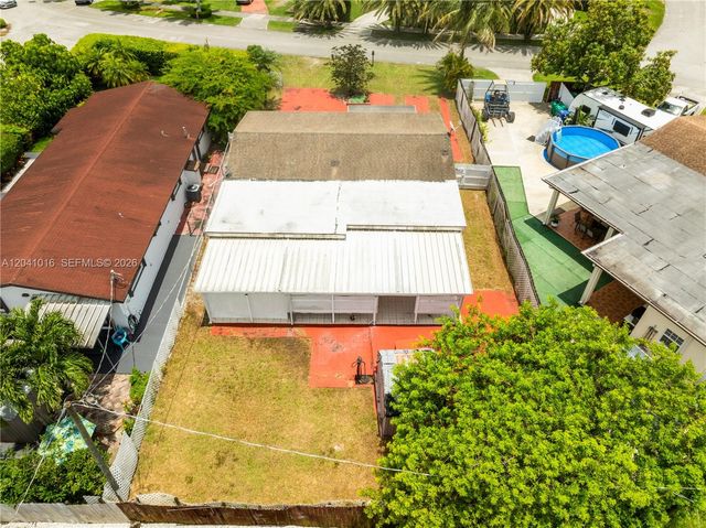 11941 SW 4th Street, Miami, FL 33184