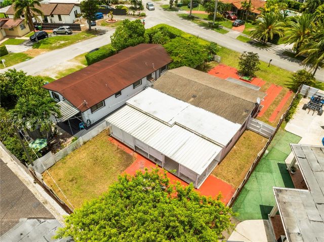 11941 SW 4th Street, Miami, FL 33184