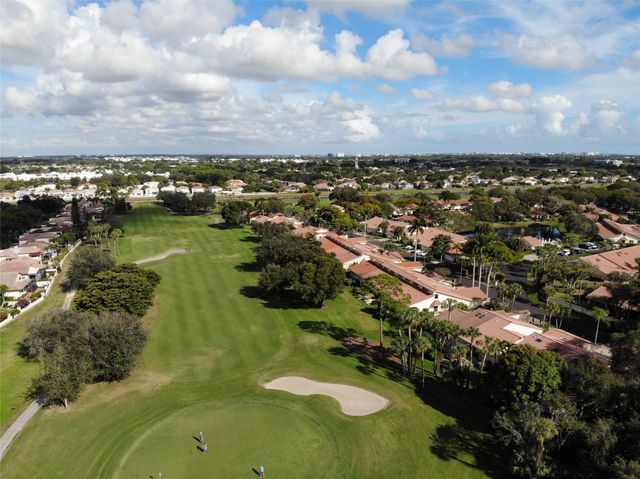 3056 Deer Creek Lake Shore Drive 3056, Deerfield Beach, FL 33442