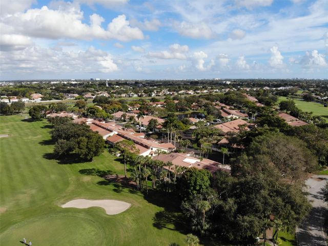 3056 Deer Creek Lake Shore Drive 3056, Deerfield Beach, FL 33442