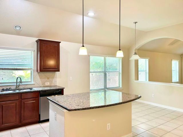 1104 Valerie CV, Round Rock, TX 78665