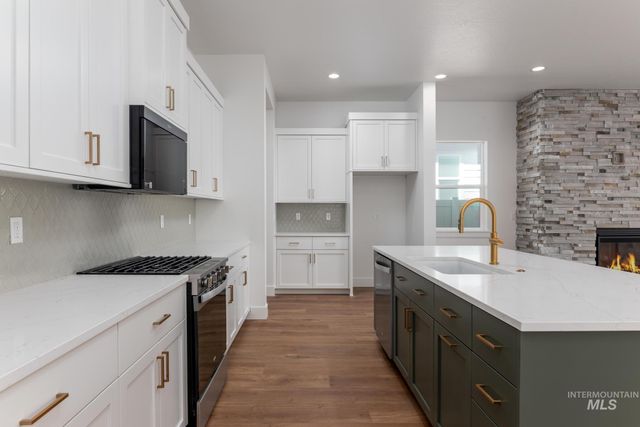 8556 W Sugar Hill St, Star, ID 83669