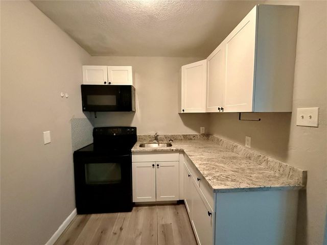 808 PALM BLUFF STREET D, Clearwater, FL 33755