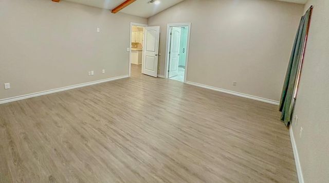 1670 W US Highway 70, Plainview, TX 79072