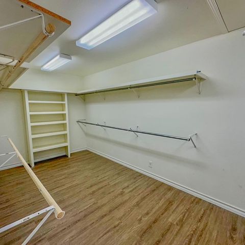 1670 W US Highway 70, Plainview, TX 79072