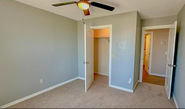 1670 W US Highway 70, Plainview, TX 79072