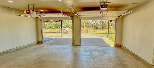 1670 W US Highway 70, Plainview, TX 79072