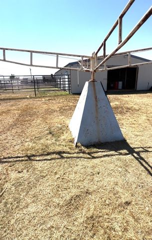 1670 W US Highway 70, Plainview, TX 79072