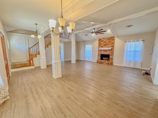 1670 W US Highway 70, Plainview, TX 79072