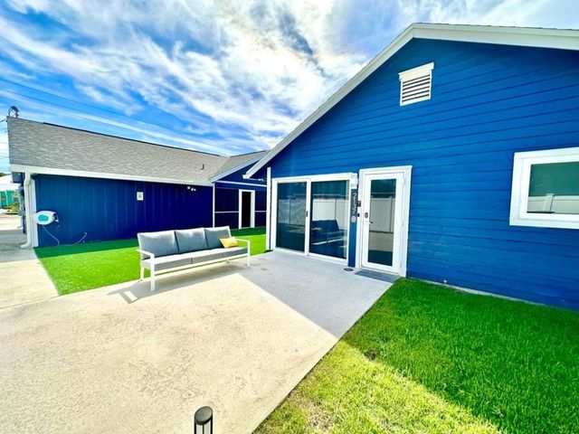 2135 Dock Street, West Palm Beach, FL 33401