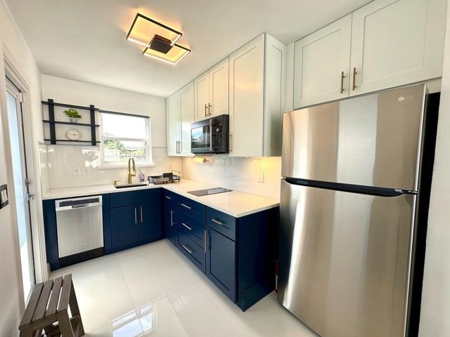 2135 Dock Street, West Palm Beach, FL 33401
