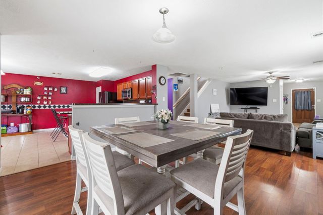 1030 Hummingbird Point Lane, Houston, TX 77090