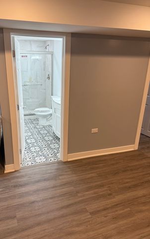 13621 S Homan Avenue, Robbins, IL 60472