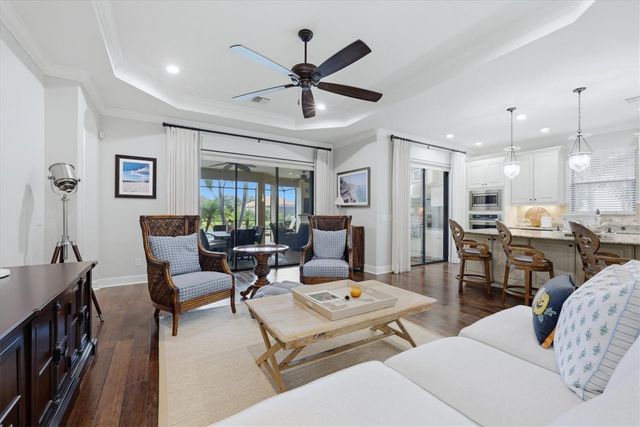 5214 CASTELLO LANE, Bradenton, FL 34211