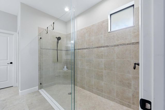 5214 CASTELLO LANE, Bradenton, FL 34211
