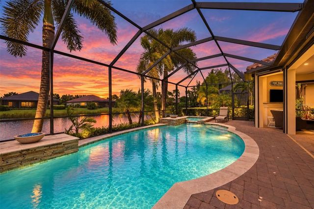 5214 CASTELLO LANE, Bradenton, FL 34211