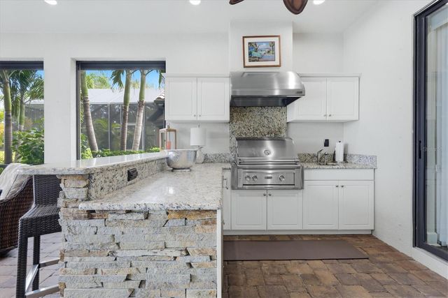 5214 CASTELLO LANE, Bradenton, FL 34211