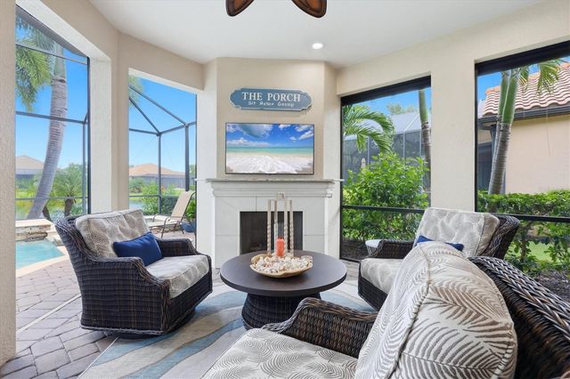 5214 CASTELLO LANE, Bradenton, FL 34211