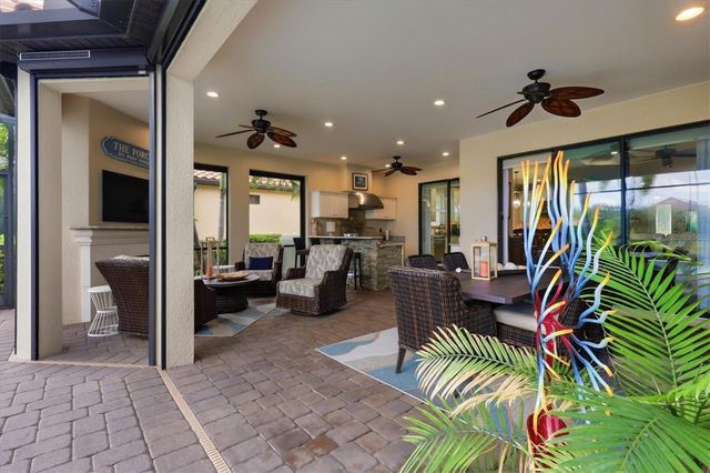 5214 CASTELLO LANE, Bradenton, FL 34211