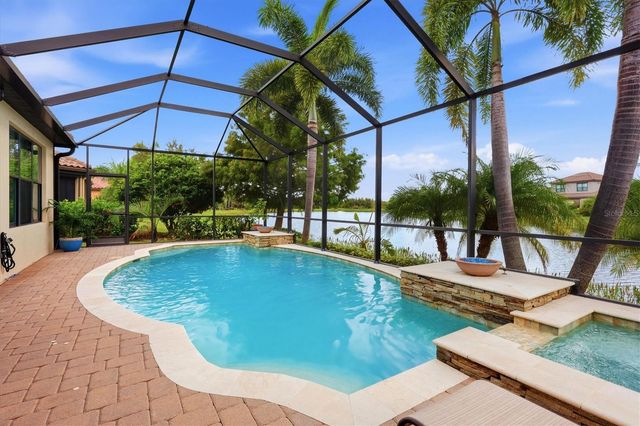 5214 CASTELLO LANE, Bradenton, FL 34211