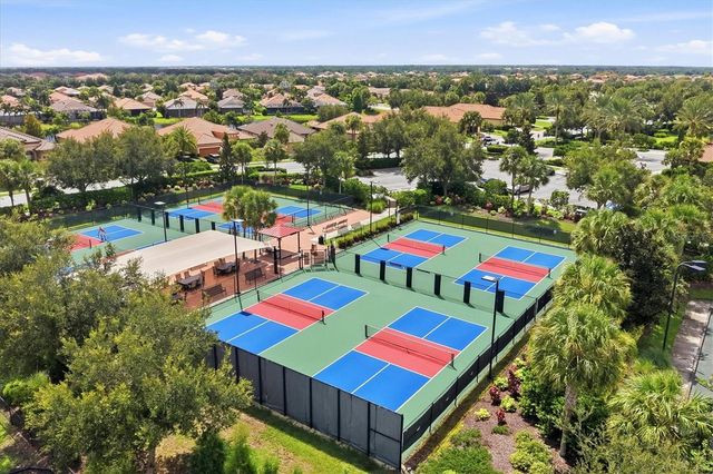 5214 CASTELLO LANE, Bradenton, FL 34211
