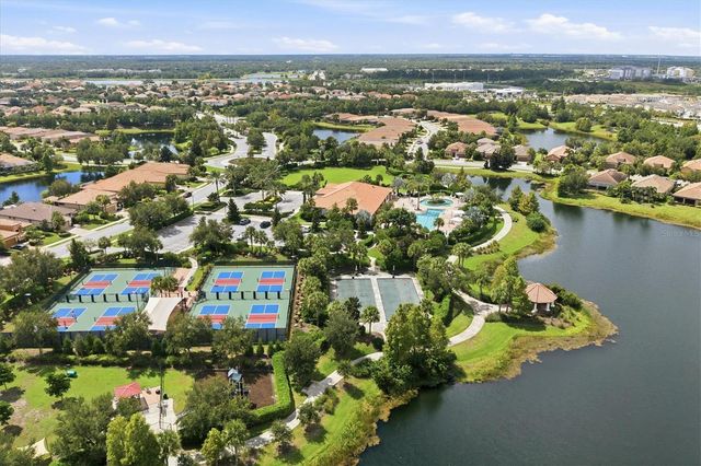 5214 CASTELLO LANE, Bradenton, FL 34211