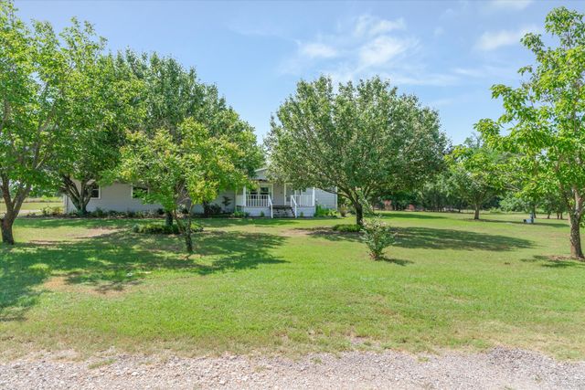 567 Poetry Road, Royse City, TX 75189