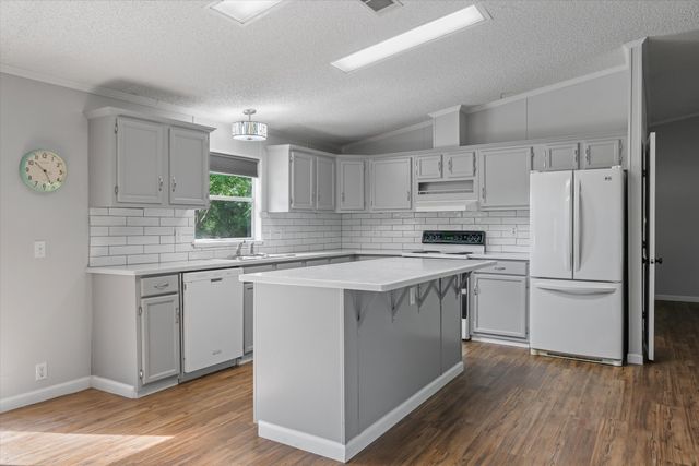 567 Poetry Road, Royse City, TX 75189