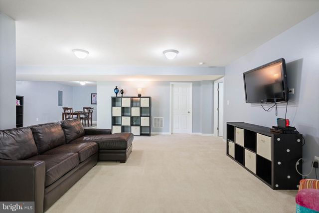 3486 SHANDOR RD, Woodbridge, VA 22193