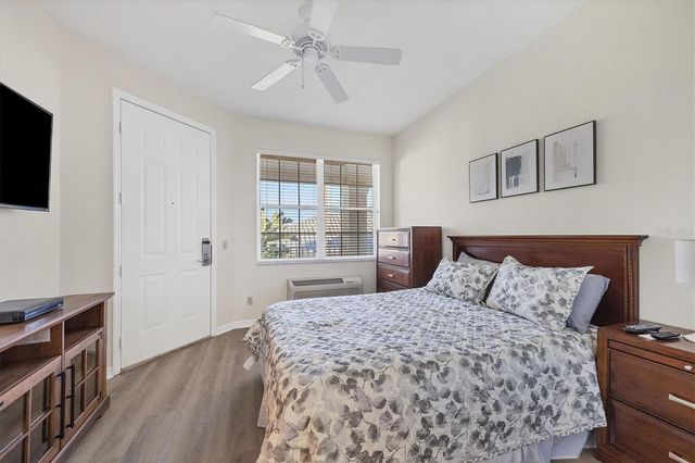 3506 54TH DRIVE W 202, Bradenton, FL 34210