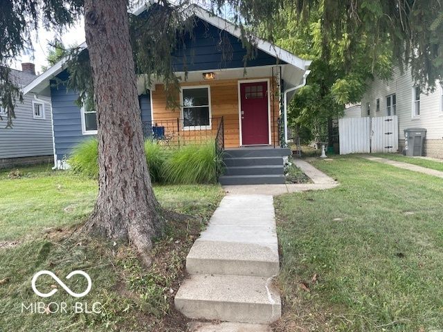 5206 E St Clair Street E, Indianapolis, IN 46219