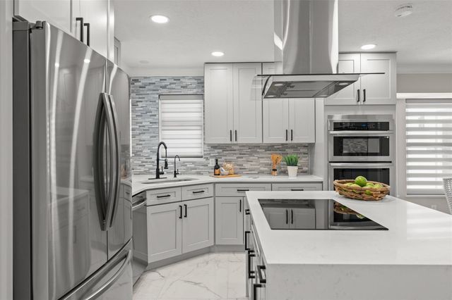 109 E 12TH AVENUE, Windermere, FL 34786