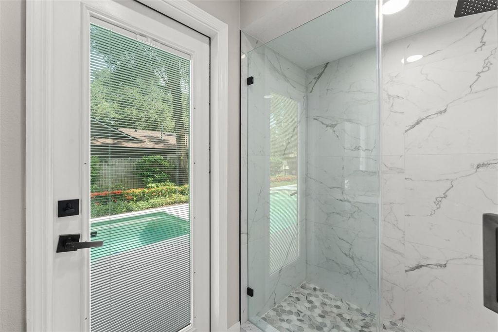 Image 24 of property listing at 109 E 12TH AVENUE, Windermere, FL 34786