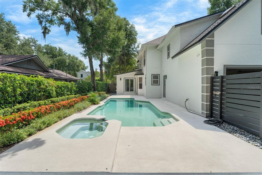 Image 61 of property listing at 109 E 12TH AVENUE, Windermere, FL 34786