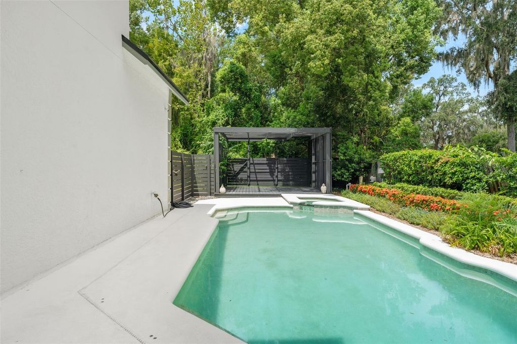 Image 65 of property listing at 109 E 12TH AVENUE, Windermere, FL 34786