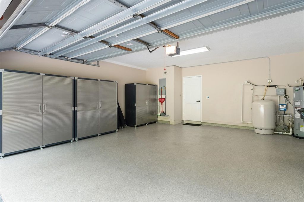 Image 66 of property listing at 109 E 12TH AVENUE, Windermere, FL 34786