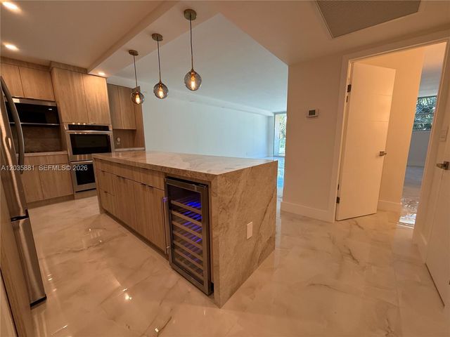 19390 Collins Ave 224, Sunny Isles Beach, FL 33160