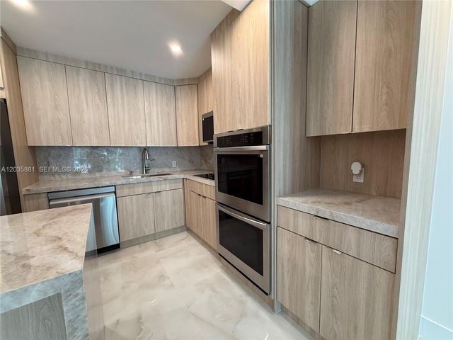 19390 Collins Ave 224, Sunny Isles Beach, FL 33160