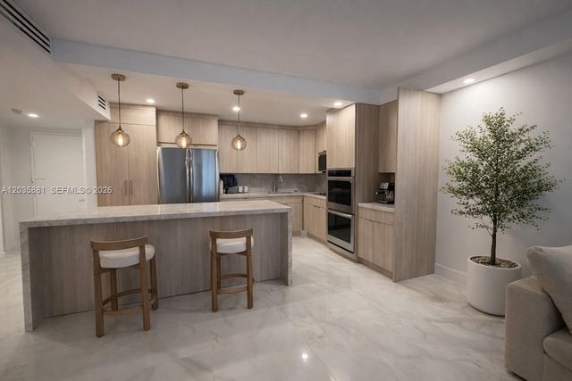 19390 Collins Ave 224, Sunny Isles Beach, FL 33160