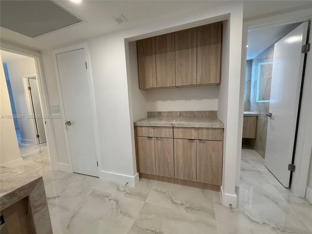 19390 Collins Ave 224, Sunny Isles Beach, FL 33160