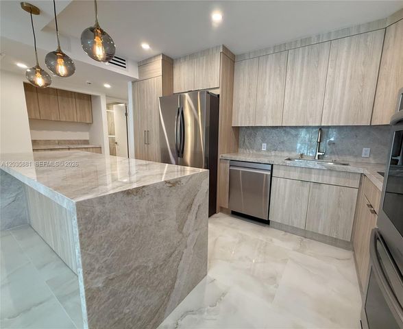 19390 Collins Ave 224, Sunny Isles Beach, FL 33160