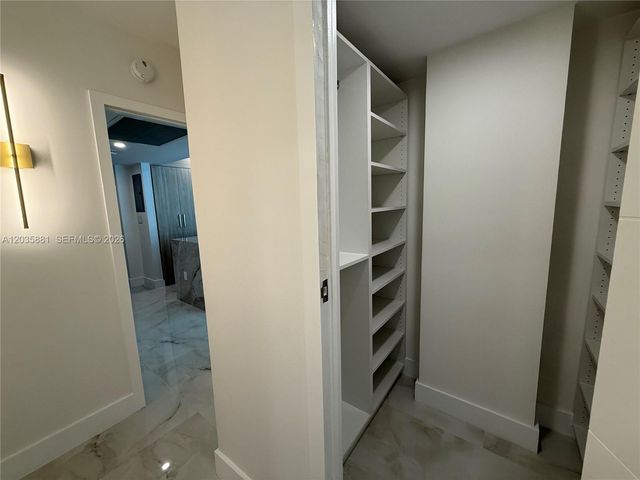19390 Collins Ave 224, Sunny Isles Beach, FL 33160