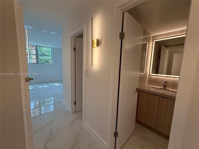 19390 Collins Ave 224, Sunny Isles Beach, FL 33160