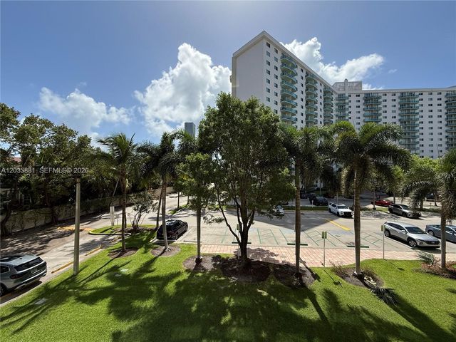 19390 Collins Ave 224, Sunny Isles Beach, FL 33160